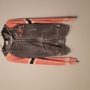 Light women's size M Harley Davidson hoodie